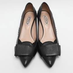مملوكة مسبقًا Tod's Size 38.5 Black Leather Pumps