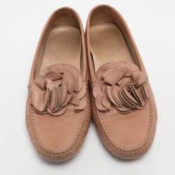 Pre Owned حذاء لوفرز تودز غوميني مزين بالزهور جلد زهري مقاس 39