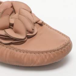 Pre Owned حذاء لوفرز تودز غوميني مزين بالزهور جلد زهري مقاس 39