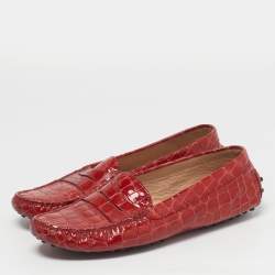 Pre Owned حذاء لوفرز تودز جلد لامع منقوش بالأحمر مقاس 39.5