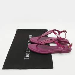 Pre Owned Tod's Size 37 Fuchsia Patent Leather Flat Sandals