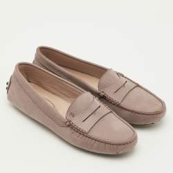 مملوكة مسبقًا Tod's Gommino Size 36.5 Taupe Brown Leather Slip On Loafers