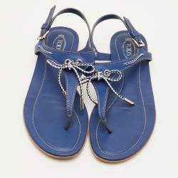 Pre Owned صنادل إصبع جلد أزرق تودز مقاس 39.5