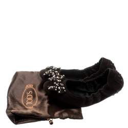 Pre Owned حذاء فلات باليه تودز فيونكة مرصع سويدي بني مقاس 37