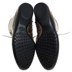 مملوكة مسبقًا Tod’s Beige/Olive Green Canvas and Leather Lace Up Boots Size 37