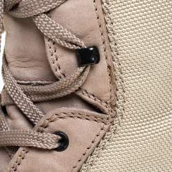 مملوكة مسبقًا Tod’s Beige/Olive Green Canvas and Leather Lace Up Boots Size 37