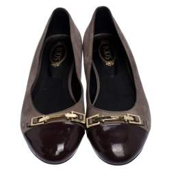 مملوكة مسبقًا حذاء باليرينا فلات تودز مزين إكسسوار شعار الماركة مقدمة بنفسجية نوبوك أرجواني فاتح و جلد لامع بنفسجي مقاس 36.5