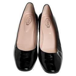 مملوكة مسبقًا Tod's Black Patent Leather Block Heel Pumps Size 39