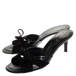 Pre Owned Tod's Black Suede and Patent Leather Slide Sandals Size 40