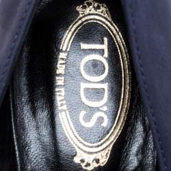 مملوكة مسبقًا حذاء كعب عالي تودز مرصع و بمقدمة مستديرة و كعب سميك نوبوك أزرق كحلي مقاس 36