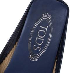 Pre Owned صندل لوفرز فلات تودز  فيونكة جلد أزرق لامع مقاس 37