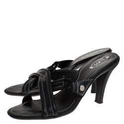 مملوكة مسبقًا صندل تودز بسيور متعاكسة و بمقدمة مفتوحة جلد أسود مقاس 39