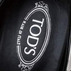 مملوكة مسبقًا حذاء بوت تودز جلد أسود كعب مربع سميك مقاس 37