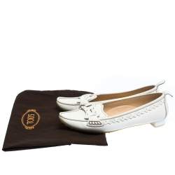 Pre Owned Tod's White Leather Pointed Toe Slip On Loafers Size 39