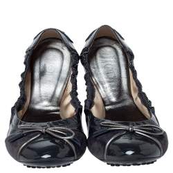 Pre Owned Tod's Grey Patent Leather Suede Scrunch Bow Ballet Flats Size 40