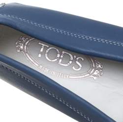 Pre Owned حذاء لوفرز تودز بطراز سليب أون مزين بشعار الماركة حرف تي مزدوج جلد أزرق مقاس 41.5