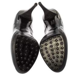 Pre Owned حذاء كعب عالى نعل سميك مقدمة مفتوحة جلد لامع أسود مقاس 38.5