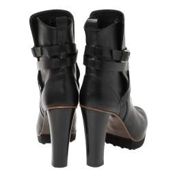 مملوكة مسبقًا Tod's Black Leather Ankle Boots Size 38.5 