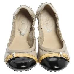 Tod's Beige/Black Leather And Patent Leather Cap Toe Buckle Detail Scrunch Ballet Flats Size 38