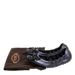 Pre Owned Tod's Black Leather Crystal Embellished Bow Scrunch Ballet Flats Size 38