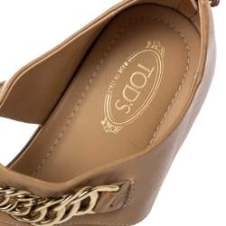 Pre Owned Tod's Beige Leather Chain Link Strap Flat Sandals Size 38