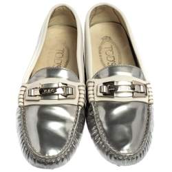 Tod's Silver/White Patent and Leather Logo Buckle Loafers Size 36
