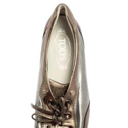 مملوكة مسبقًا Tod's Metallic Bronze/Silver Leather Low Top Sneakers Size 38.5