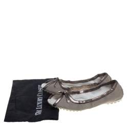 Tod's Grey/Metallic Canvas And Leather Bow Open Toe Flats Size 39