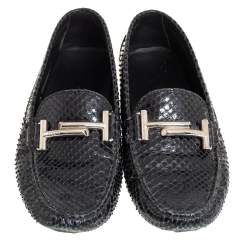 مملوكة مسبقًا Tod's Black Python Double T Slip On Loafers Size 37