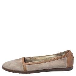 مملوكة مسبقًا Tod's Brown/Beige Suede Ballet Flats Size 38.5