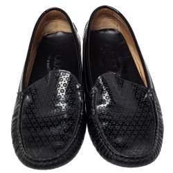 مملوكة مسبقًا Tod's Black Patent Leather Slip on Loafers Size 38