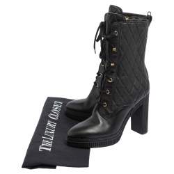 Pre Owned حذاء بوت منتصف ساق تودز جلد مبطن أسود نعل سميك كعب سميك مقاس 39.5