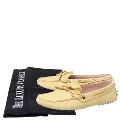 Pre Owned Tod's Yellow Leather Bow Slip On Loafers Size 39