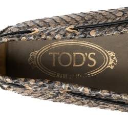 مملوكة مسبقًا Tod's Beige/Brown Python  Slip On Bow Loafers Size 39