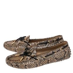 مملوكة مسبقًا Tod's Beige/Brown Python  Slip On Bow Loafers Size 39