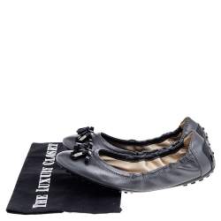 Tod's Grey/Black Patent And Leather Buckle Detail Scrunch Ballet Flats Size 36.5