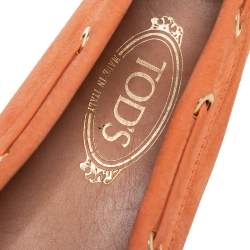 Pre Owned حذاء لوفرز تودز غوميني درايفر جلد وردي محمر مقاس 41