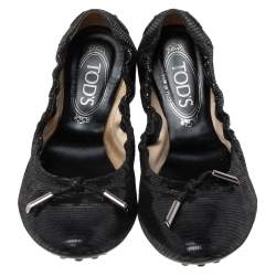 Pre Owned Tod's Black Laminated Suede Bow Scrunch Ballet Flats Size 38