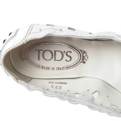 Pre Owned Tod's White Patent and Laser Cut Leather Scrunch Ballet Flats Size 37.5
