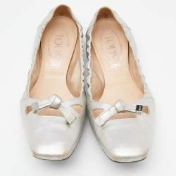 Tod's Metallic Silver Leather Scrunch Ballet Flats Size 37.5