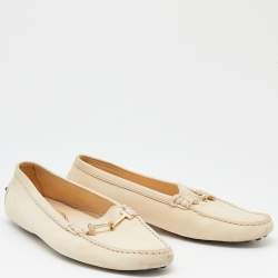 Pre Owned حذاء لوفرز تودز بيت جلد إيرديسنت بيج سليب أون مقاس 37.5