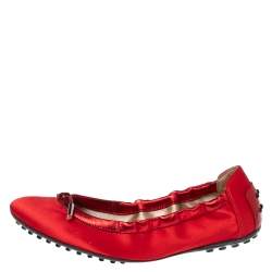 Pre Owned Tod's Mint Red Satin Bow Scrunch Ballet Flats Size 36.5