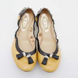 Pre Owned Tod's Beige Patent Leather Embellished Tassel Scrunch Ballet Flats Size 39.5