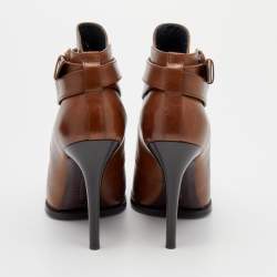 مملوكة مسبقًا Tod's Brown Leather Cross Strap Ankle Booties Size 36.5