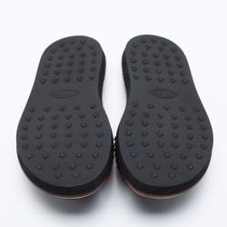 Pre Owned صندل سلايد فلات تودز قطيفة عنابي مرصع مقاس 37