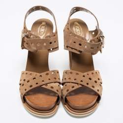 مملوكة مسبقًا صندل تودز سويدي مخرم بني كعب مربع سميك مقاس 40