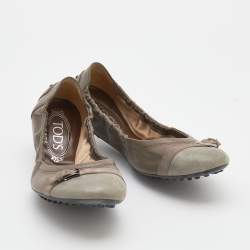Pre Owned Tod's Taupe /Grey Leather and Suede Scrunch Ballet Flats Size 38.5
