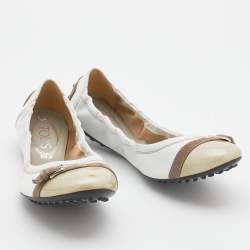 Pre Owned Tod's White/Beige Leather and Textured Patent Scrunch Ballet  Flats Size 38.5