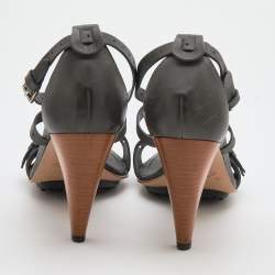 مملوكة مسبقًا Tod's Grey Leather Buckle Detail Ankle Strap Sandals Size 39