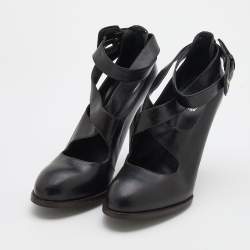 Pre Owned Tod's Black Leather Cross Strap Pumps Size 37.5